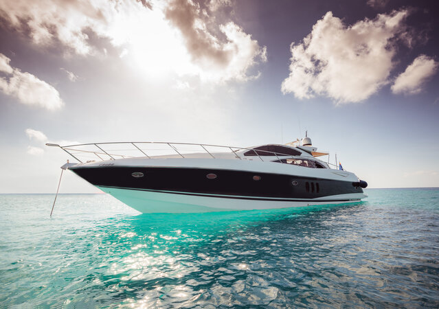 Sunseeker predator 72 - La Brise Charter Ibiza