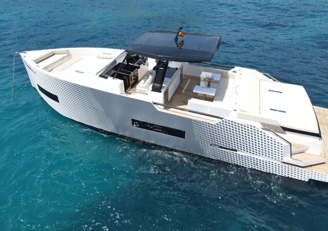 De Antonio D50 - La Brise Charter Ibiza