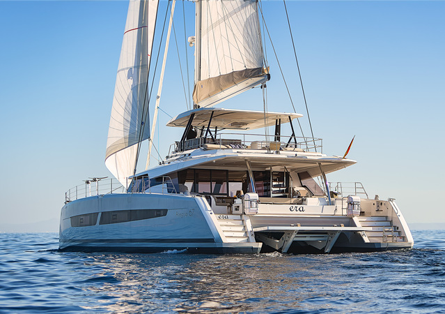 Fountaine Pajot 67´´ 3