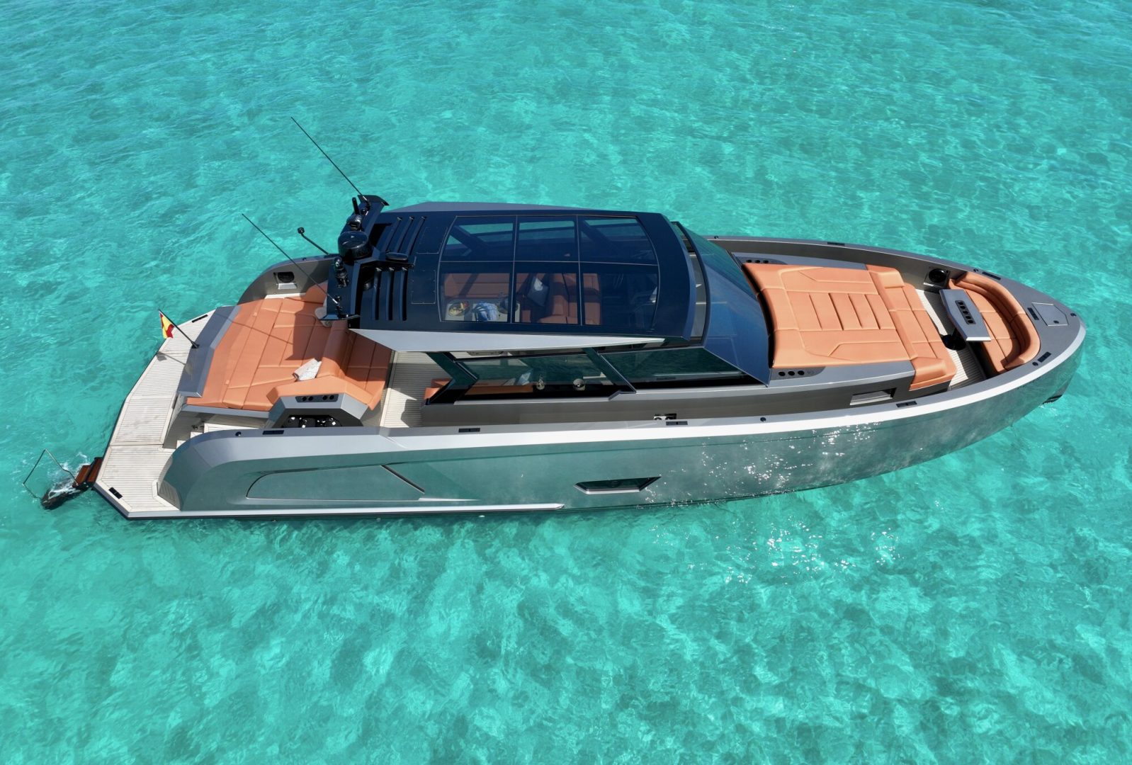 Vanquish VQ58 - La Brise Charter Ibiza
