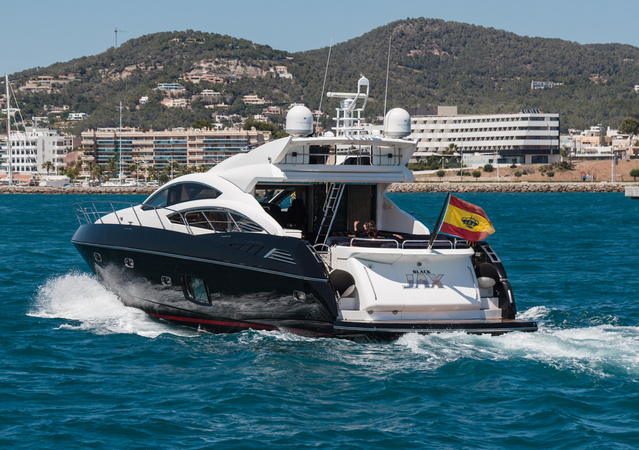 Sunseeker Predator 74  Black Jax