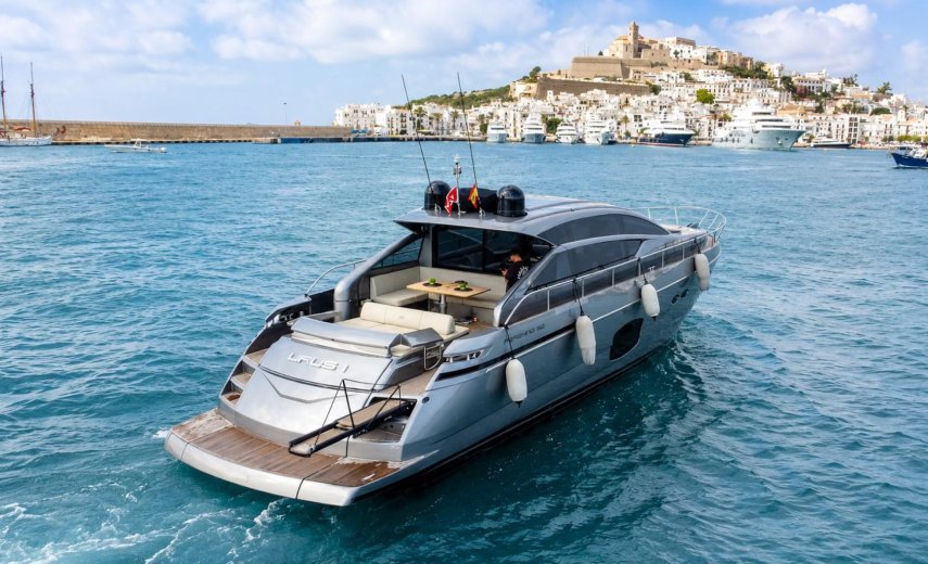 Pershing 62 Urus 24