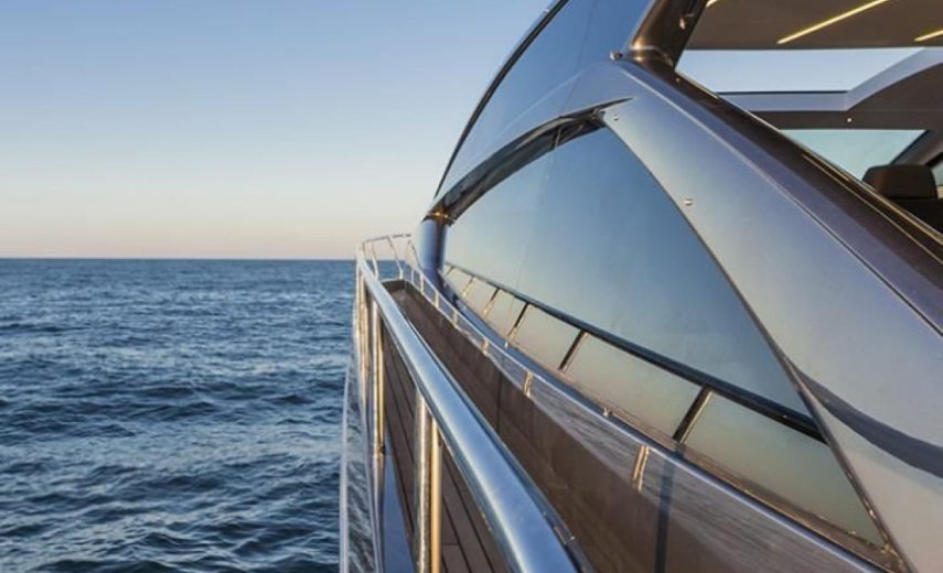 Pershing 62 Urus 22