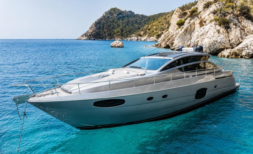 Pershing 62 Urus 3