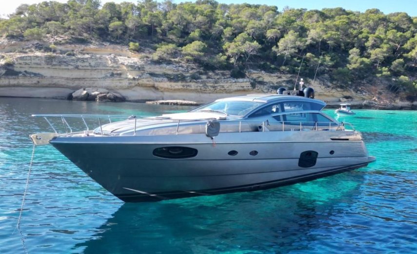 Pershing 62 Urus 7