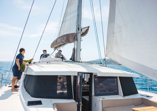 Bali Catamarans 4.2 Loxarel
