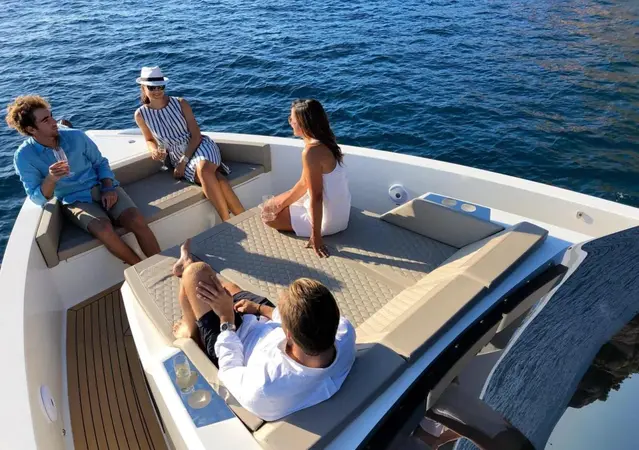 De Antonio DA 36 Hard Top  Beluga