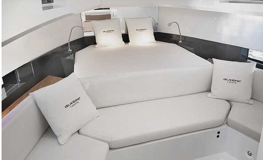 De Antonio DA 36 Hard Top