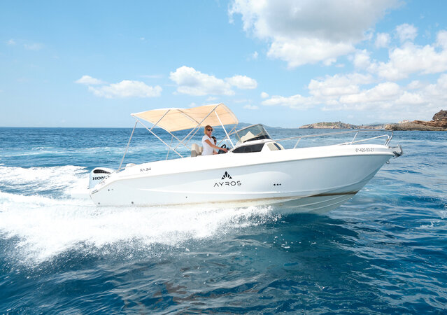 Italia Yachts Ayros 24 Pero Niño