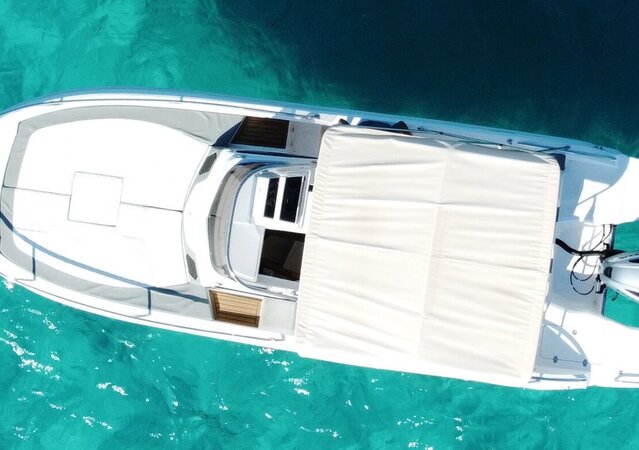 Italia Yachts Ayros 24 Pero Niño