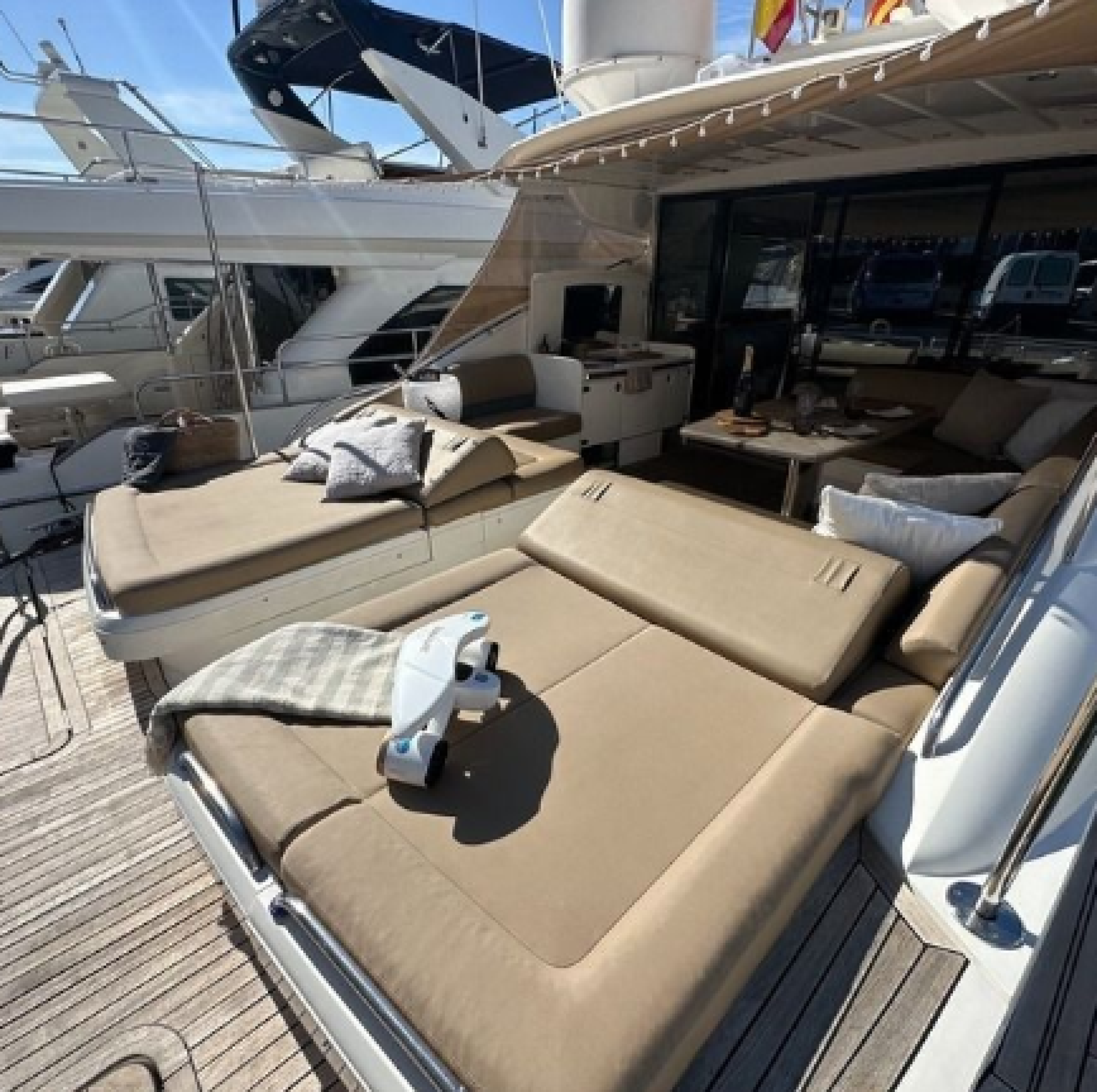 Princess V70 VALENTINO