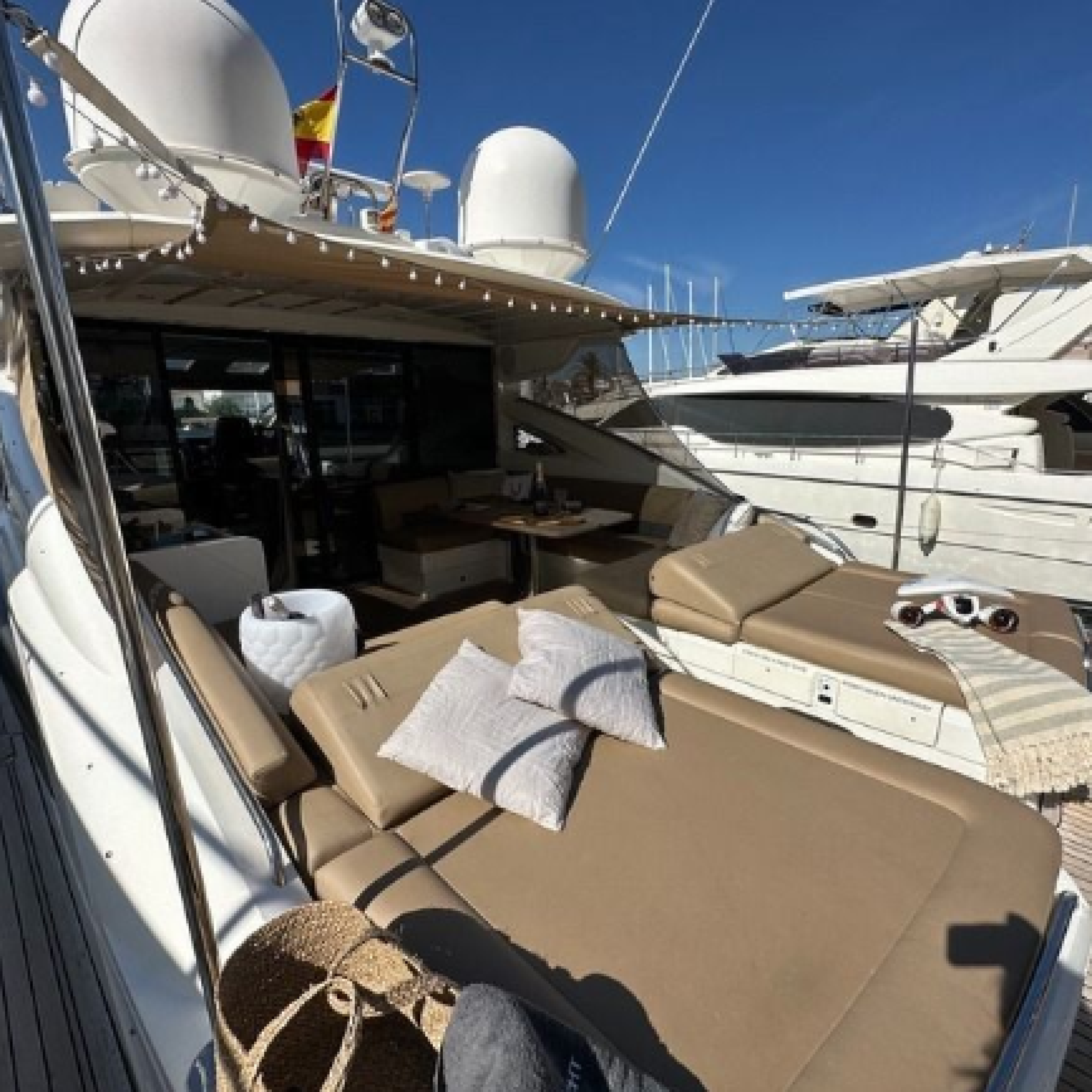 Princess V70 VALENTINO