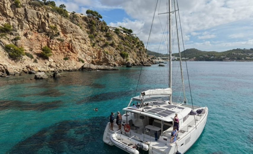 Lagoon 400