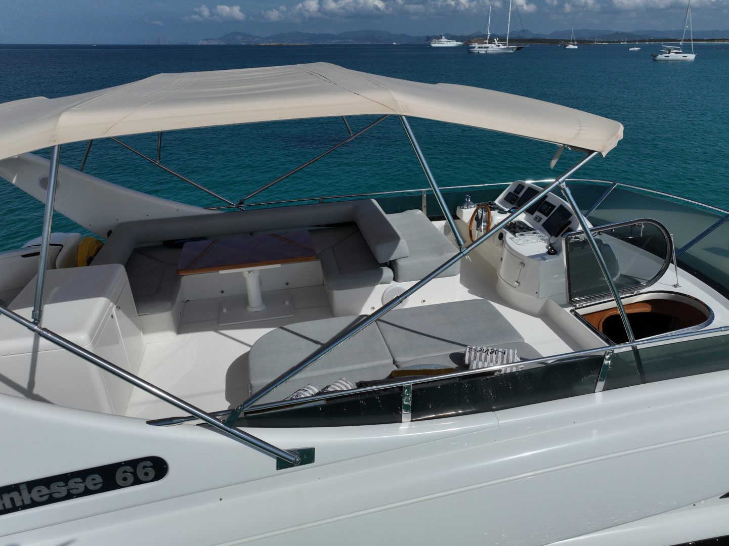 Uniesse Marine 66 Nehesi