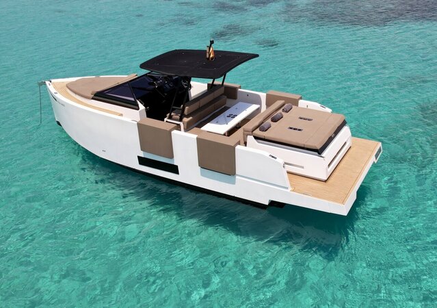 De Antonio D34 Cruiser Delito