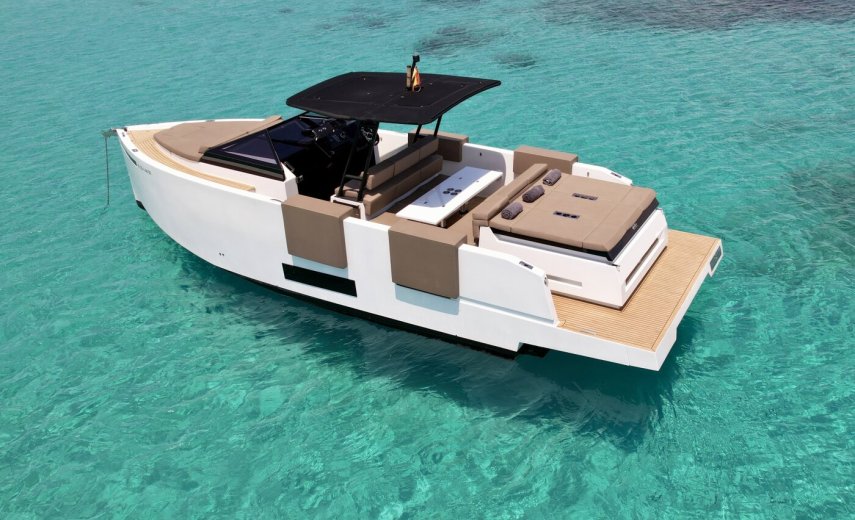 De Antonio D34 Cruiser Delito 4