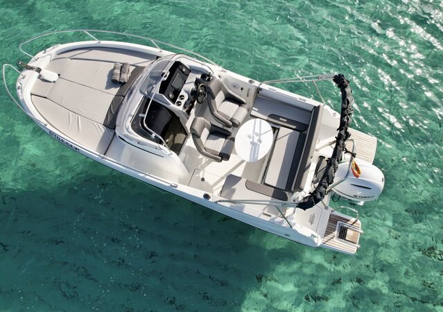 Jeanneau Cap Camarat 6.5 WA Bela