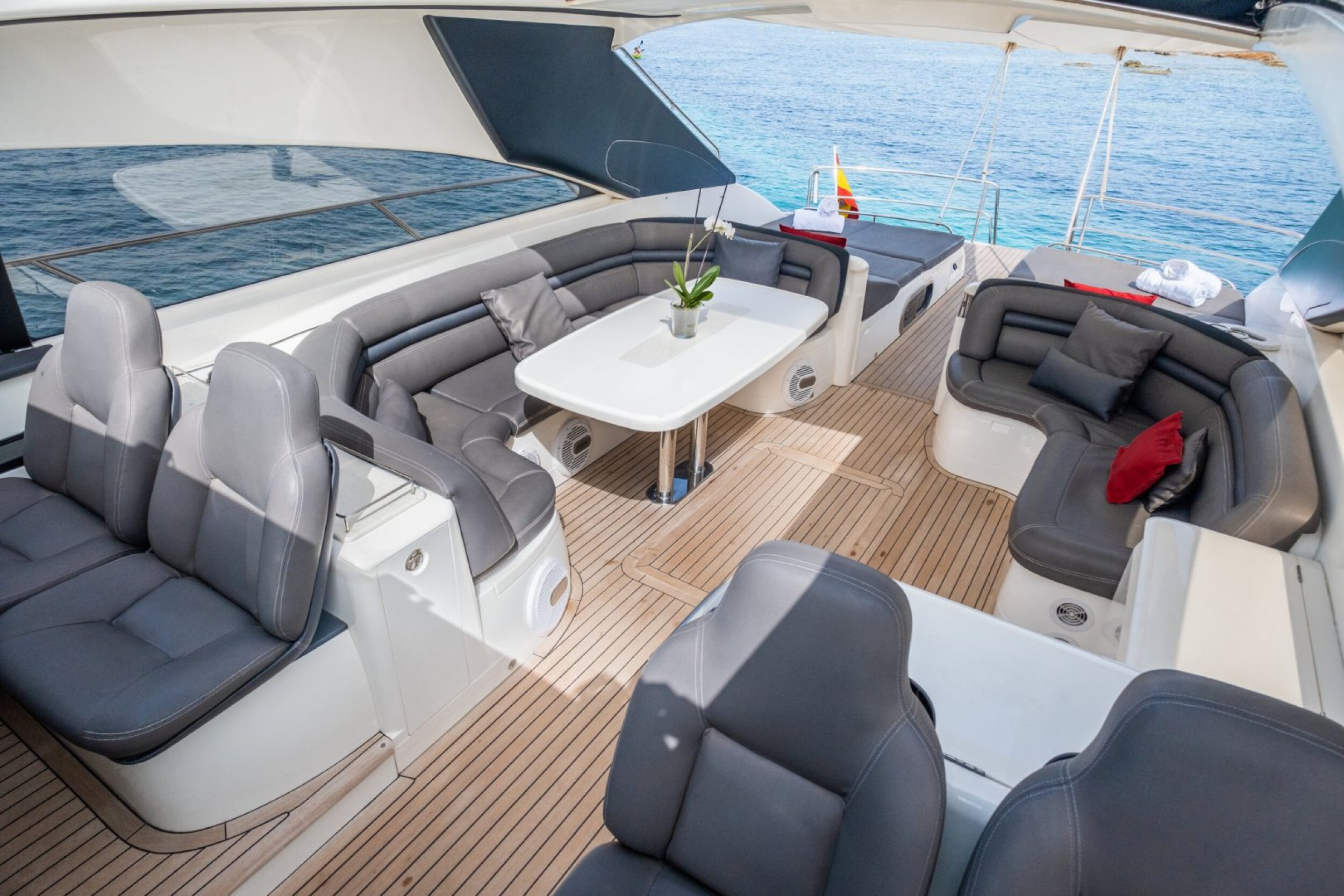 Princess V65 Creta