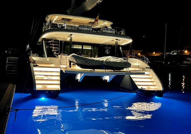 Rent Sunreef Yachts 70 in Ibiza