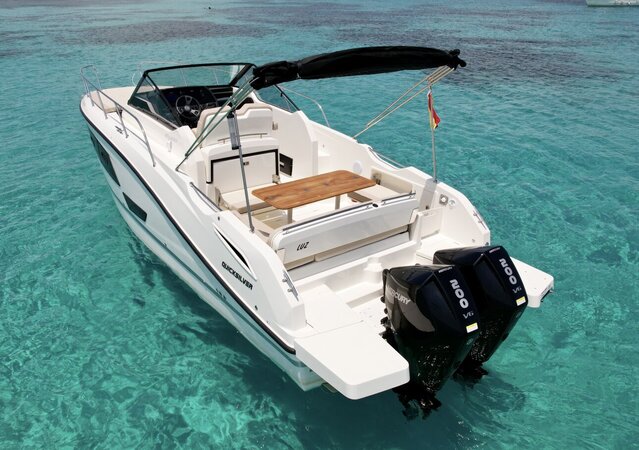 Quicksilver 875 Sundeck Luz