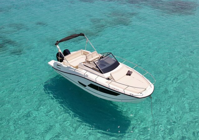 Quicksilver 875 Sundeck Luz