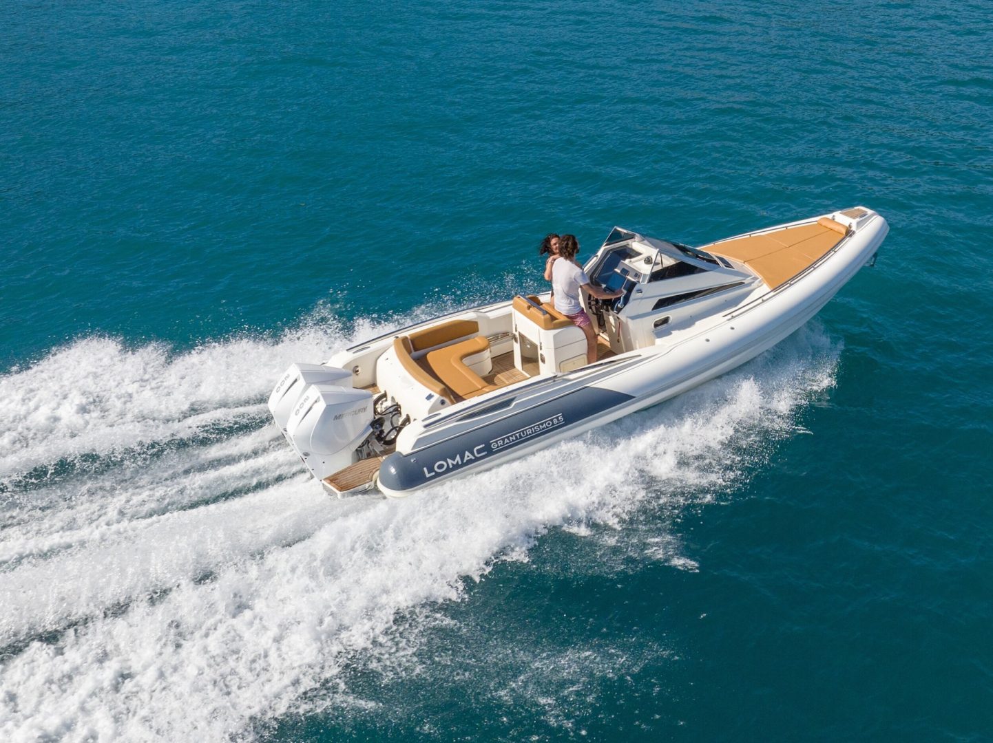 Lomac 850 GT - La Brise Charter Ibiza