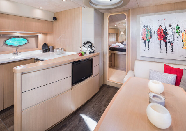 Princess V53