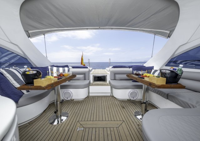 Pershing 54 11