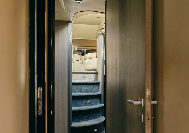 Sunseeker Manhattan 64 Sirius