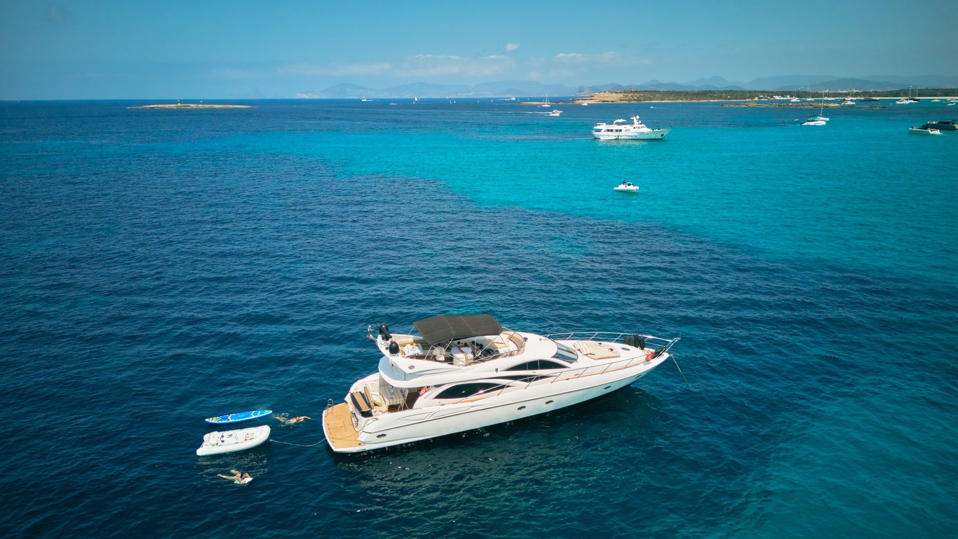 Sunseeker Manhattan 64 Sirius