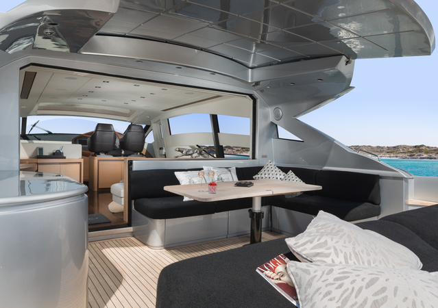 Pershing 72  Sensation