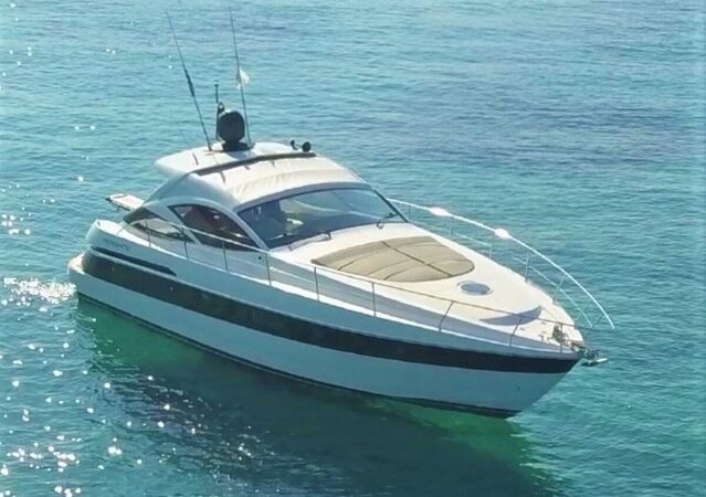 Pershing 43