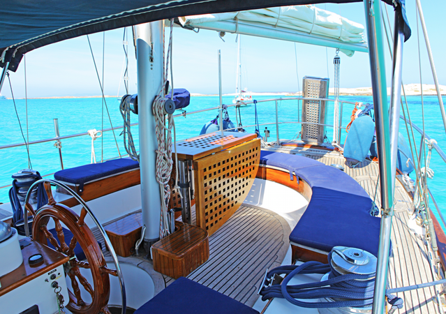 Sunseeker Ketch CT56 7