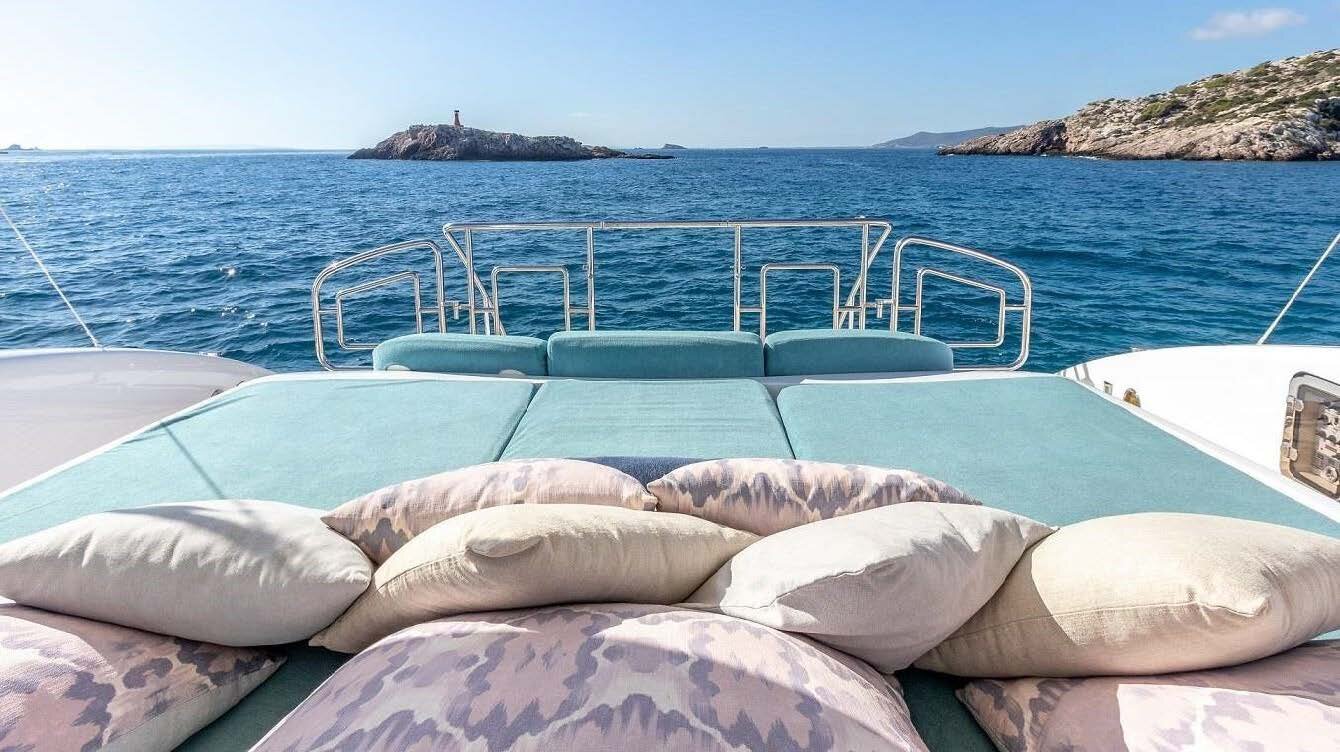 Mangusta 108