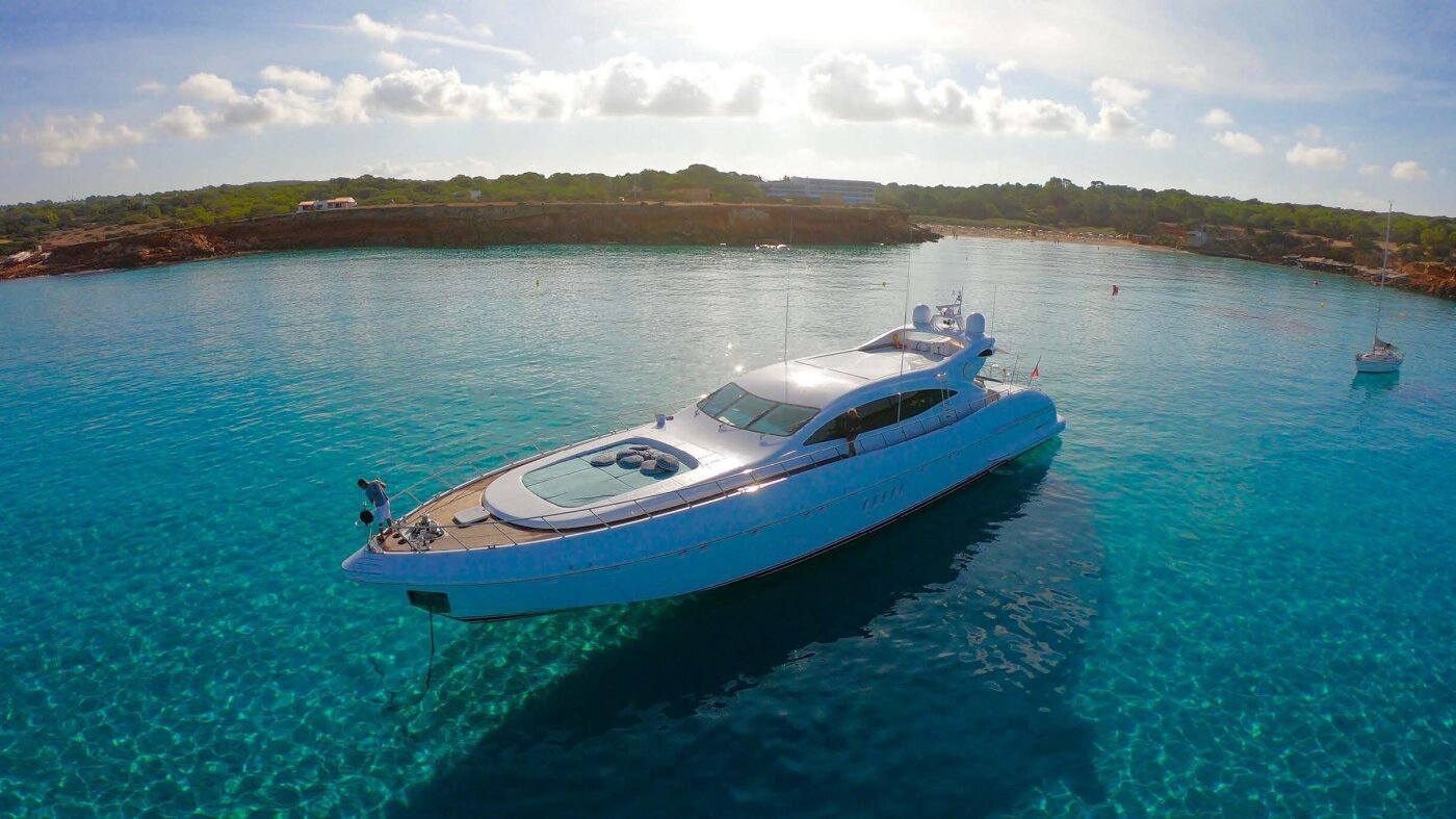 Mangusta 108