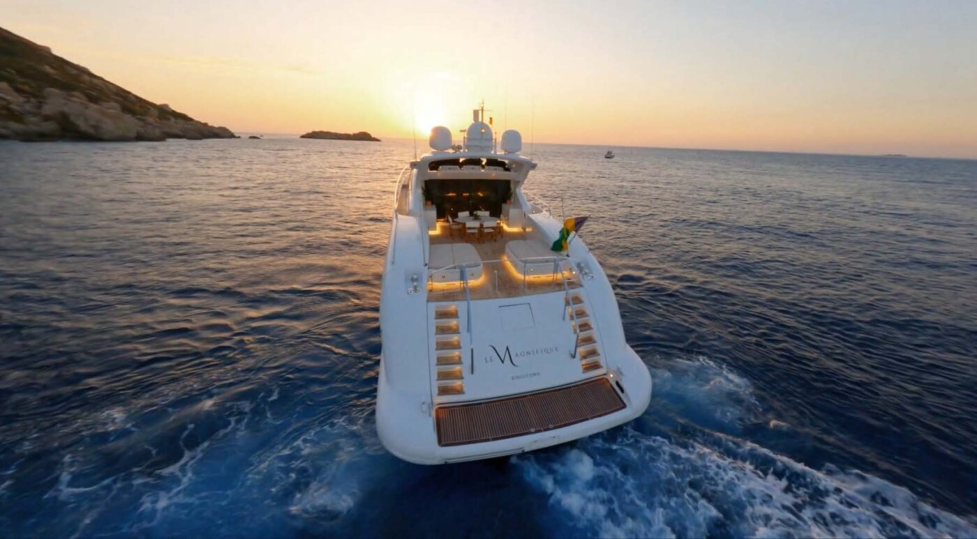 Mangusta 108