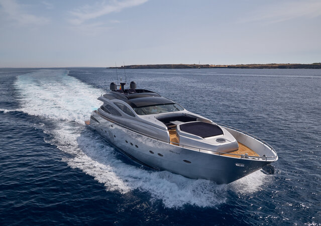Pershing 90 Danzas