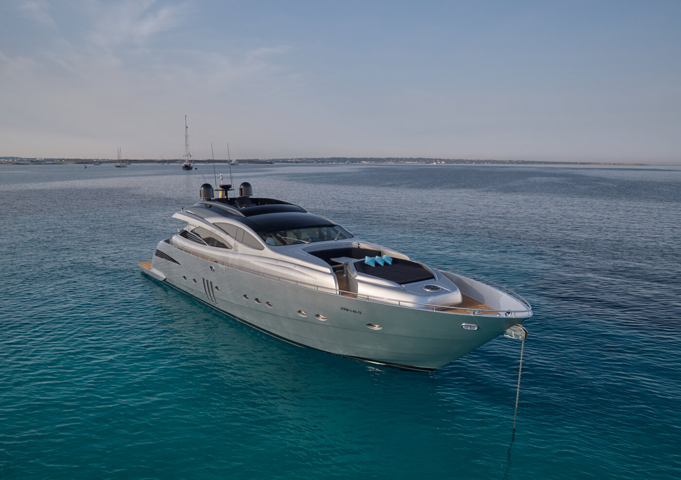 Pershing 90 Danzas