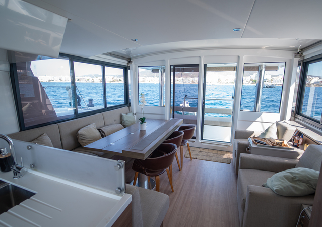 Bali Catamarans 4.8