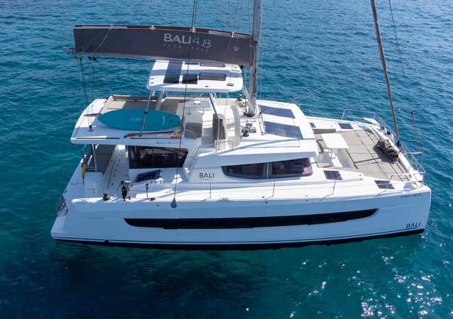 Bali Catamarans 4.8