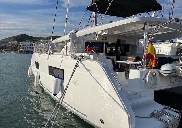Lagoon 46 3