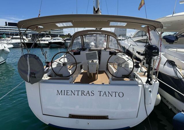 Jeanneau Sun Odyssey 449 Mientras Tanto