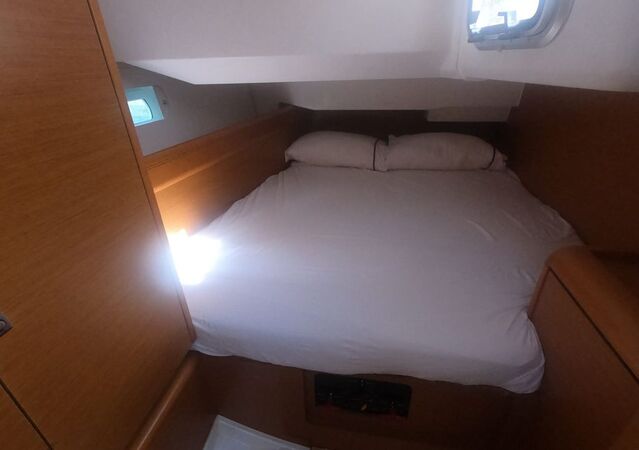 Jeanneau Sun Odyssey 449 Mientras Tanto