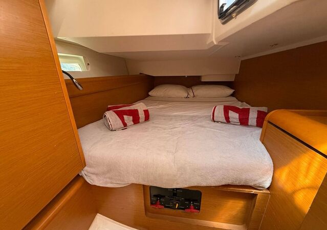 Jeanneau Sun Odyssey 449 Mientras Tanto