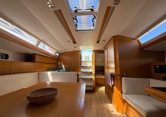 Jeanneau Sun Odyssey 449 Mientras Tanto