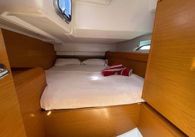 Jeanneau Sun Odyssey 449 Mientras Tanto