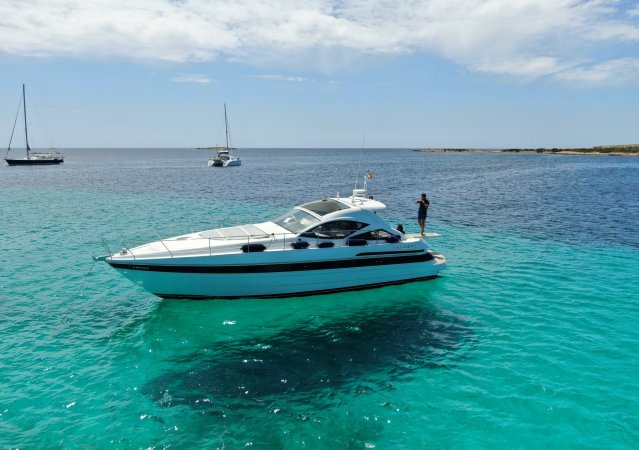 Pershing 43 Nina