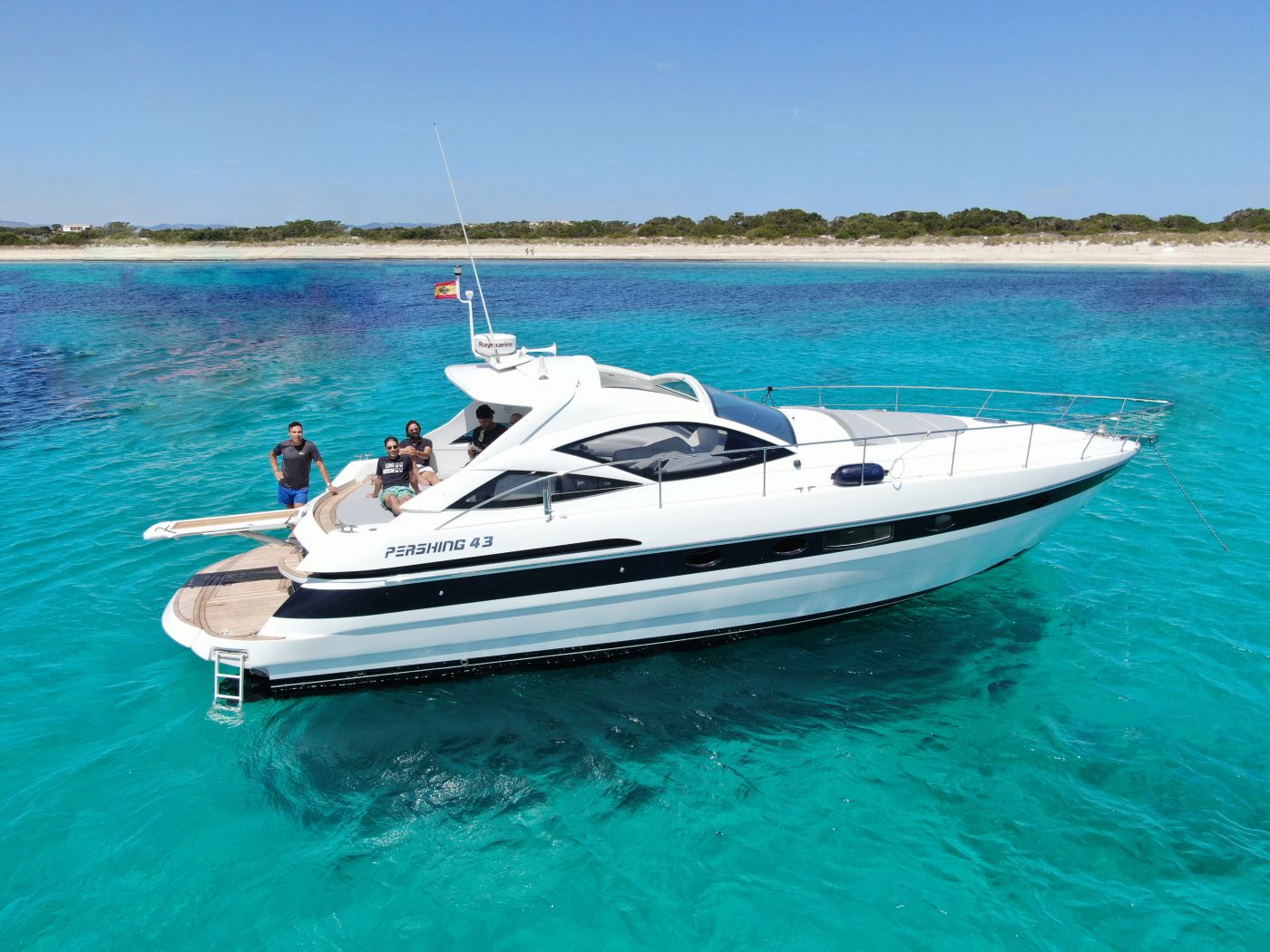 Pershing 43 Nina