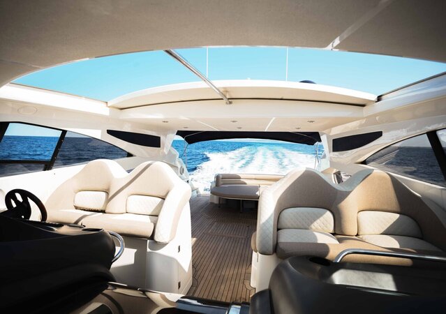 Sunseeker Predator 68