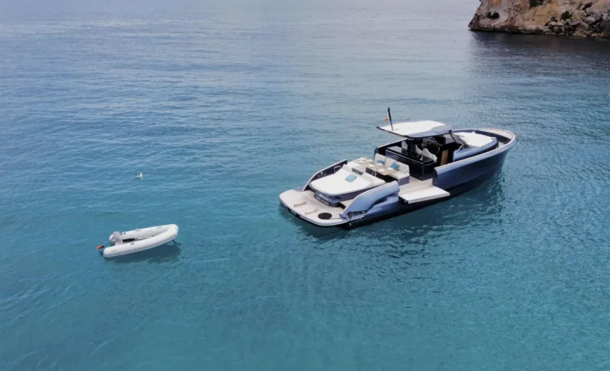 Solaris Power 44 Open My Copito de Nieve